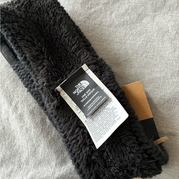 ✨NWT•The North Face• Black Knit Headband✨ - Picture 4 of 6